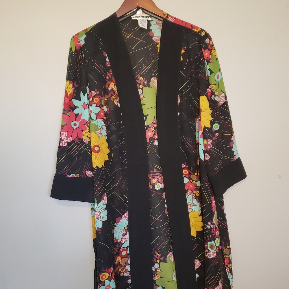Dana kay floral beach cover up size 16 wide